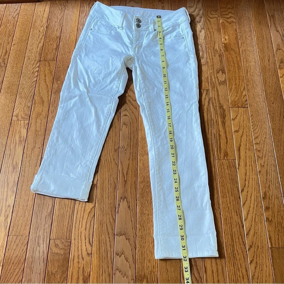 American Eagle Outfitters Women White Jeans Pants 2 Mid Rise Straight Leg Casual - Picture 10 of 16